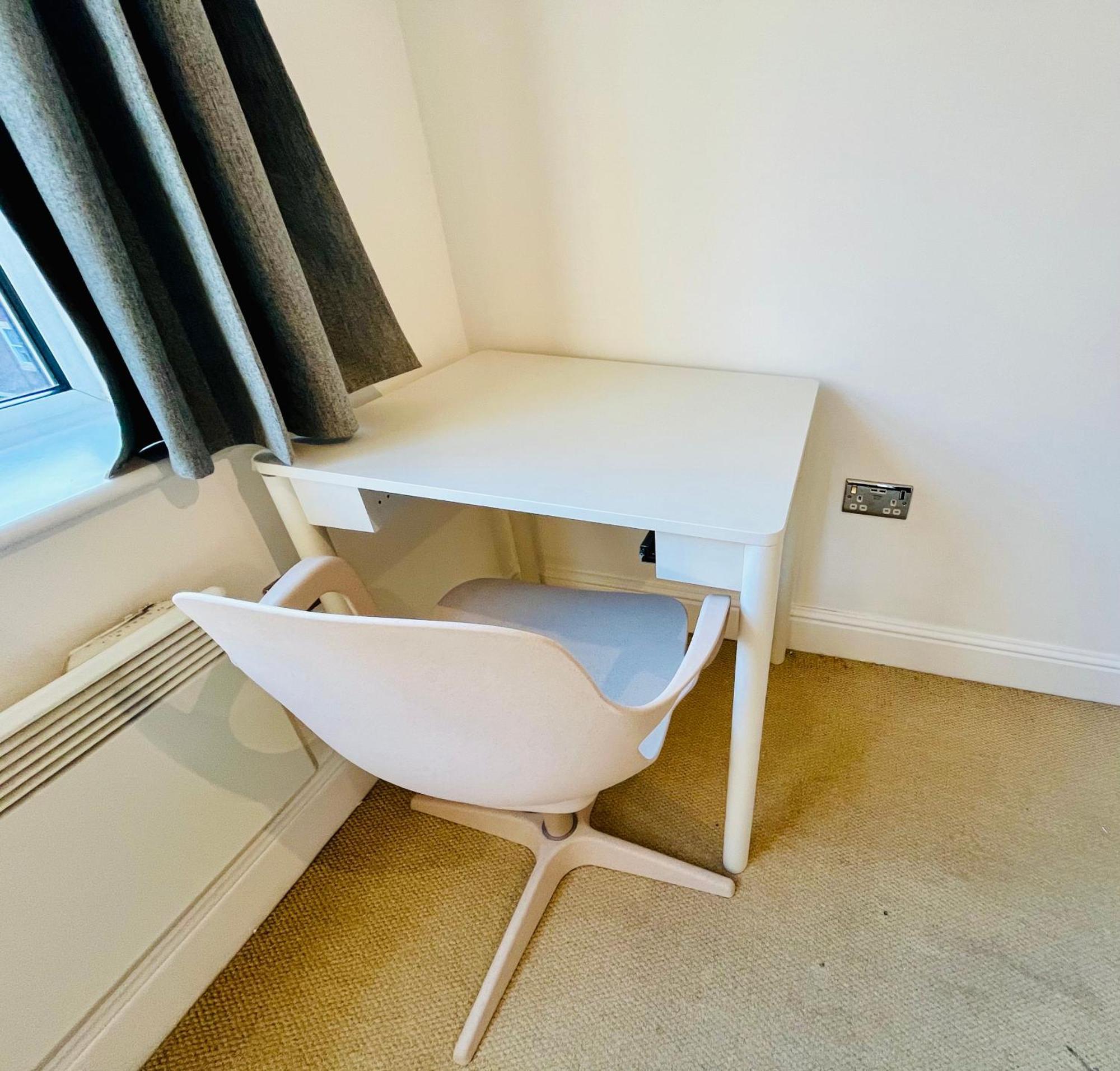 Exquisite City Centre Apartment - Recently Refurbed - 2 Bed 2 Bath - Free Parking - Netflix Amazon Disney Birmingham Extérieur photo